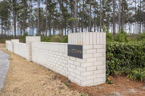 643 Blueway Avenue Summerville SC 29486