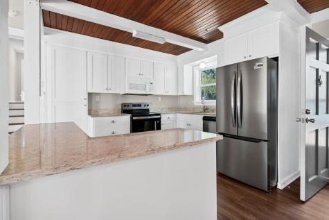 3313 Myrtle Street Edisto Island SC 29438