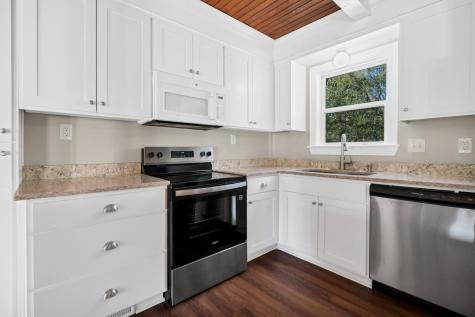 3313 Myrtle Street Edisto Island SC 29438