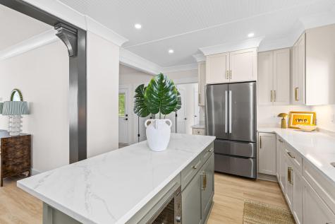 61 Maple Street Charleston SC 29403