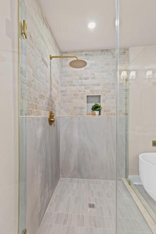 61 Maple Street Charleston SC 29403