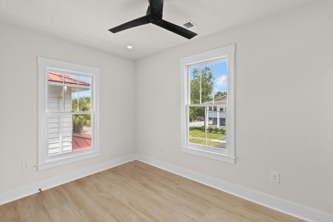 61 Maple Street Charleston SC 29403