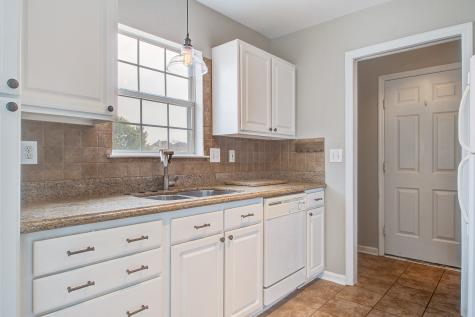8357 Waltham Road North Charleston SC 29406