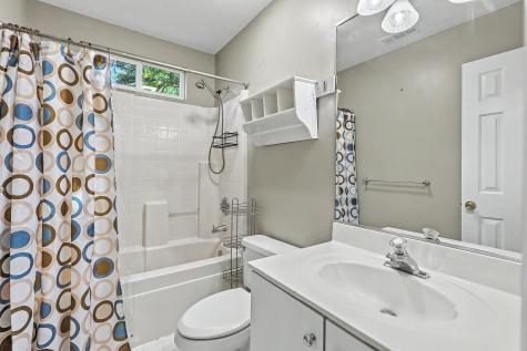 1759 Crystal Lake Drive Charleston SC 29412