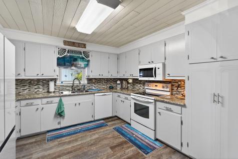 1335 Dennis Boulevard Moncks Corner SC 29461