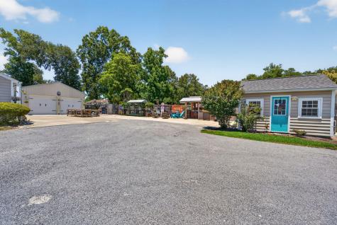 1335 Dennis Boulevard Moncks Corner SC 29461