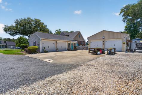 1335 Dennis Boulevard Moncks Corner SC 29461