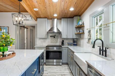 212 E Hudson Avenue Folly Beach SC 29439