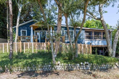 212 E Hudson Avenue Folly Beach SC 29439