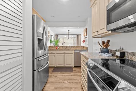 1102 Hidden Cove Drive Mount Pleasant SC 29464