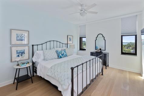 14 Lockwood Drive Charleston SC 29401