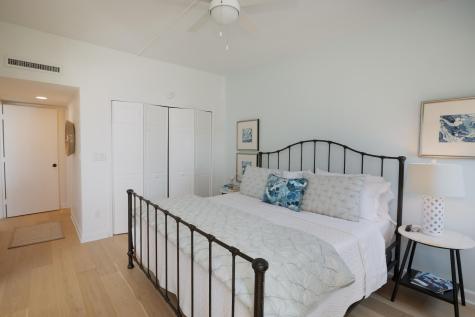 14 Lockwood Drive Charleston SC 29401