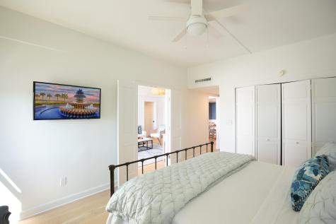 14 Lockwood Drive Charleston SC 29401