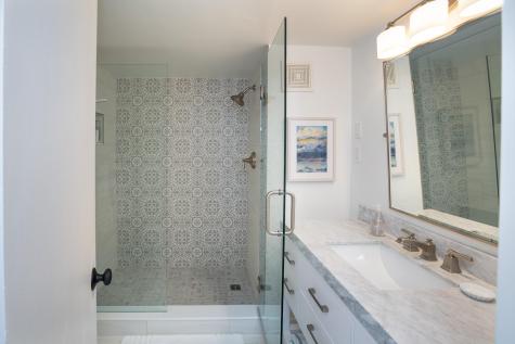 14 Lockwood Drive Charleston SC 29401