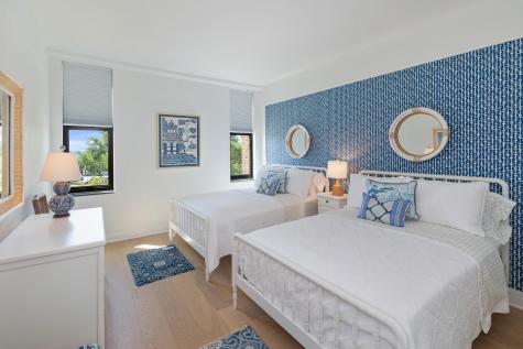 14 Lockwood Drive Charleston SC 29401