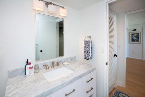 14 Lockwood Drive Charleston SC 29401