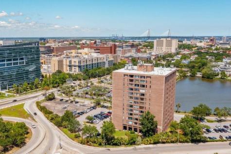 14 Lockwood Drive Charleston SC 29401