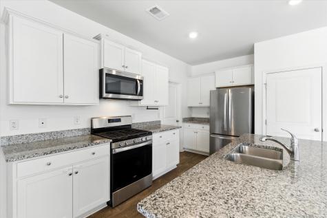 323 Bear Paw Lane Summerville SC 29486