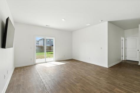 323 Bear Paw Lane Summerville SC 29486
