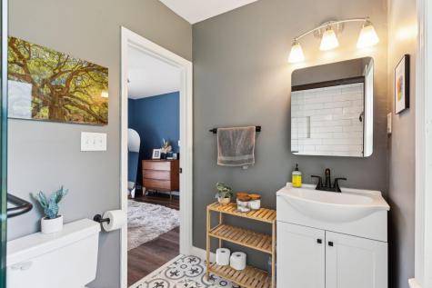749 West Oak Forest Drive Charleston SC 29407