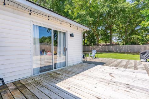 749 West Oak Forest Drive Charleston SC 29407