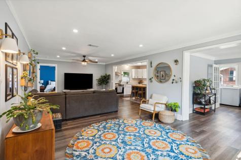 749 West Oak Forest Drive Charleston SC 29407