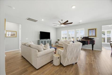 6231 Woodsedge Court Hollywood SC 29449
