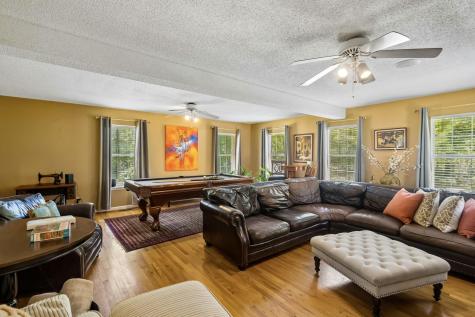 1882 Central Park Road Charleston SC 29412