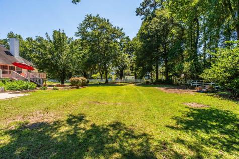 1882 Central Park Road Charleston SC 29412