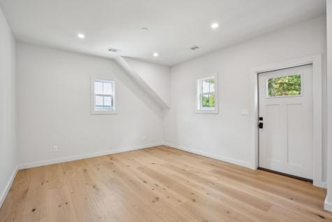 362 6th Avenue Mount Pleasant SC 29464