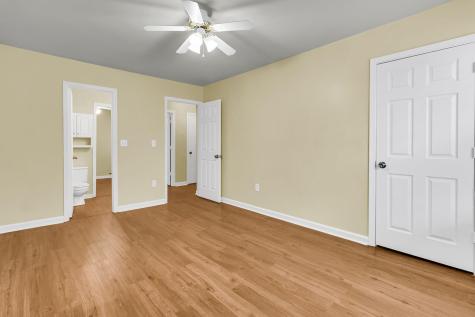 6239 Lucille Drive North Charleston SC 29406