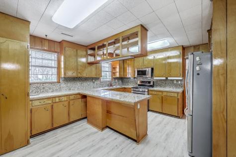 1229 Central Avenue Summerville SC 29483