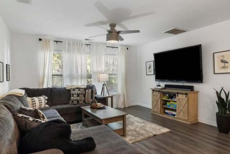 1207 Vistiana Drive North Charleston SC 29420