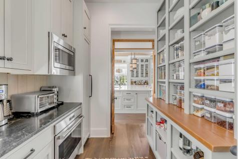 1605 Bernier Cmns Johns Island SC 29455