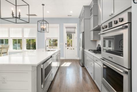 855 Forrest Drive Charleston SC 29492