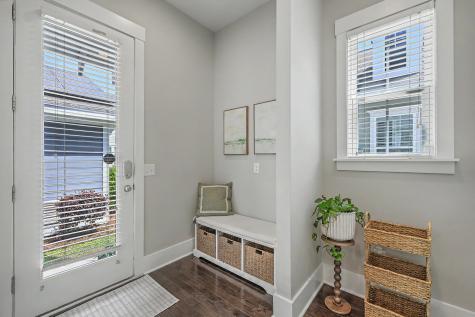 102 Ilderton Street Summerville SC 29483