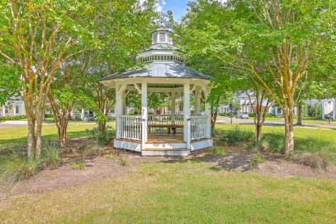 102 Ilderton Street Summerville SC 29483
