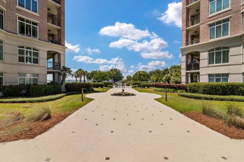 222 S Plaza Court Mount Pleasant SC 29464