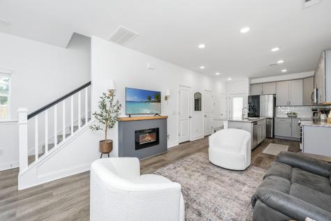 1201 Twin Rivers Drive Wando SC 29492