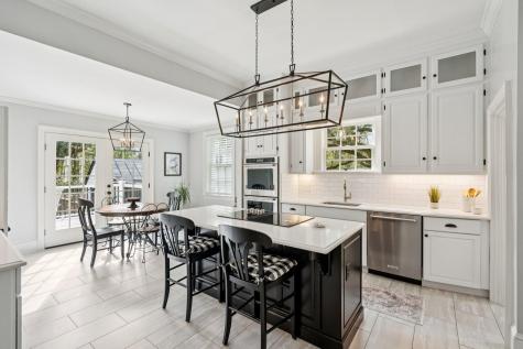 111 E Carolina Avenue Summerville SC 29483