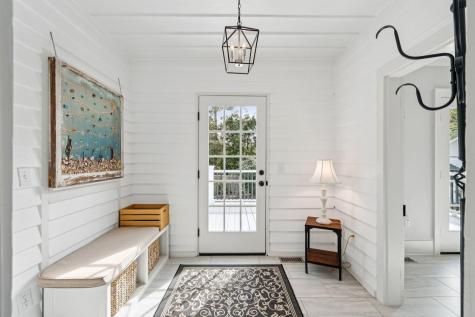 111 E Carolina Avenue Summerville SC 29483