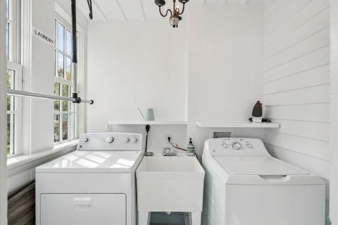 111 E Carolina Avenue Summerville SC 29483