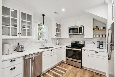 111 E Carolina Avenue Summerville SC 29483