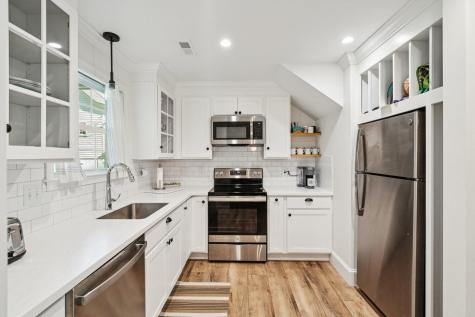 111 E Carolina Avenue Summerville SC 29483