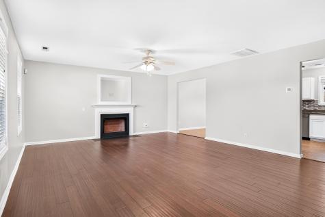 8960 Buck Run Court North Charleston SC 29406