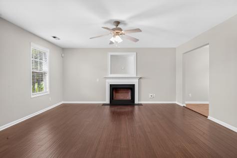 8960 Buck Run Court North Charleston SC 29406