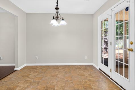8960 Buck Run Court North Charleston SC 29406