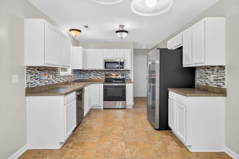 8960 Buck Run Court North Charleston SC 29406