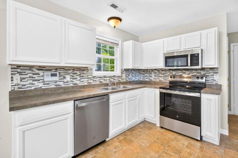 8960 Buck Run Court North Charleston SC 29406