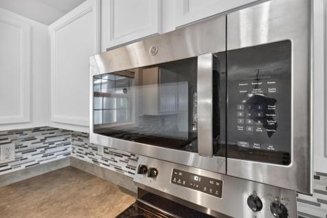 8960 Buck Run Court North Charleston SC 29406